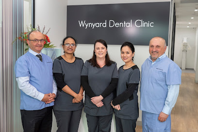 Dr Peter Ikonomou Dentist Sydney CBD - Opiniones